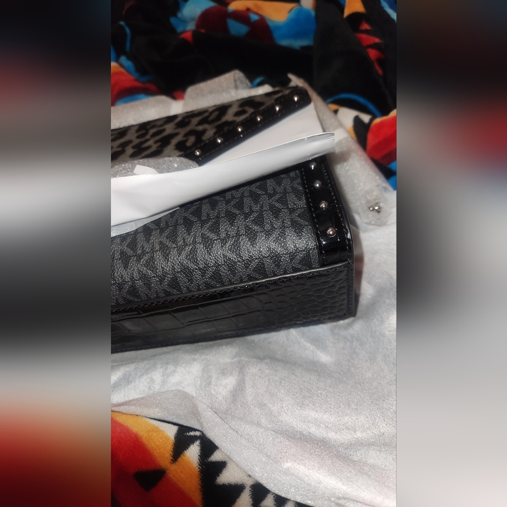 Michael Kors Black and Gray Leopard Print Shoulder Bag - Picture 8 of 8